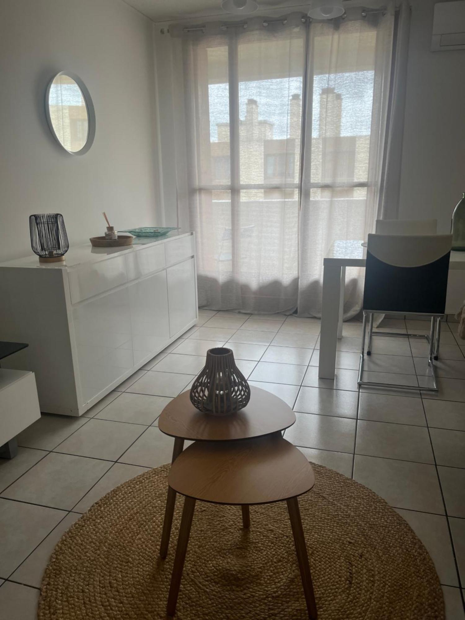 Appart T3 Proche Metro -Draps Et Serviettes Inclus Marselha Exterior foto