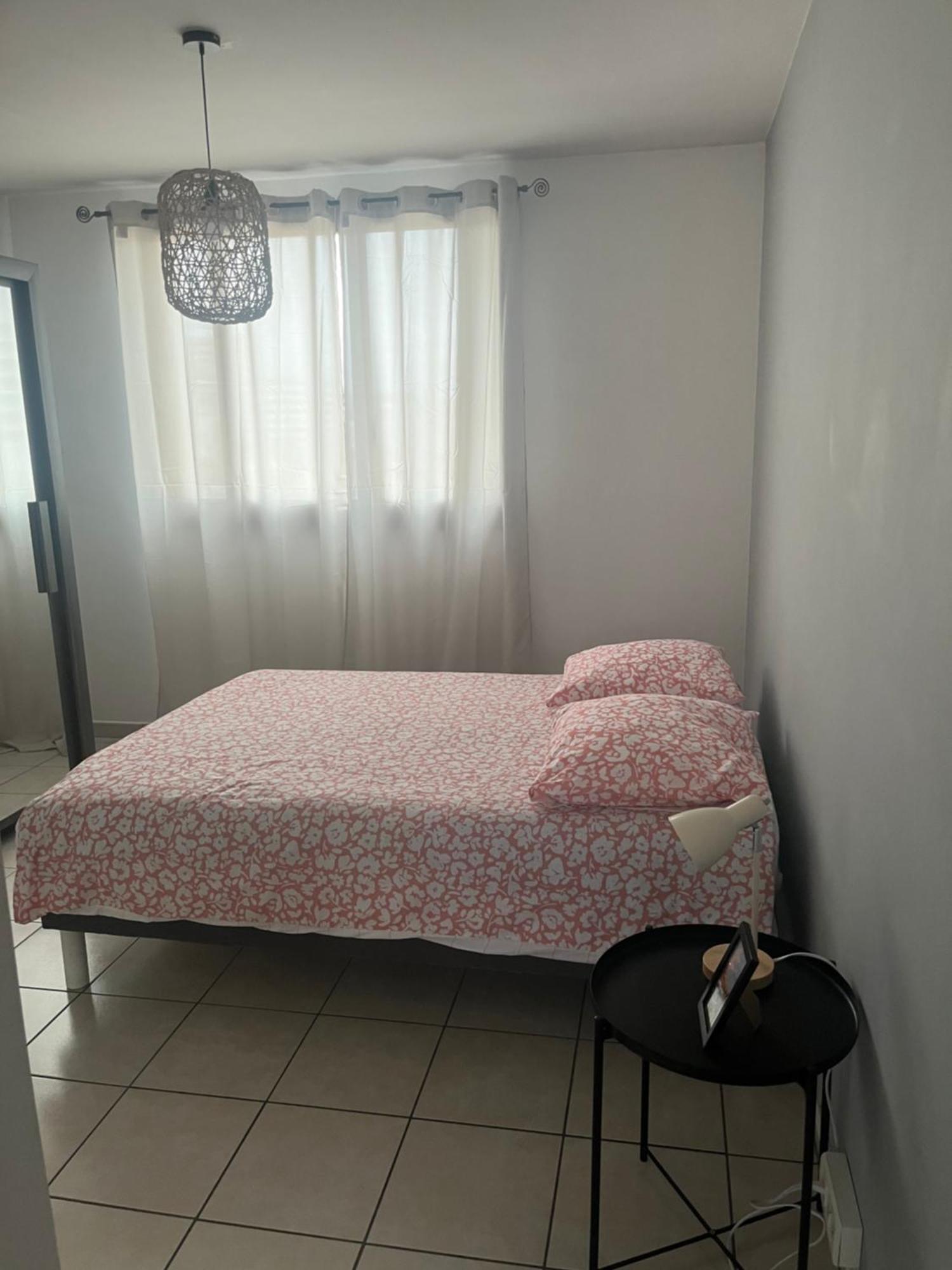 Appart T3 Proche Metro -Draps Et Serviettes Inclus Marselha Exterior foto